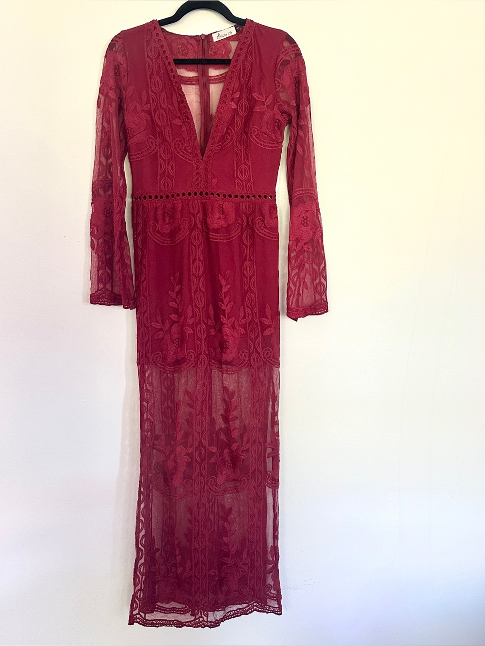 Long sleeve burgundy lace maxi dress